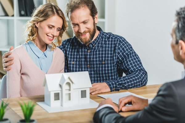 Découvrez l'agence immobilière gérone pour votre projet idéal